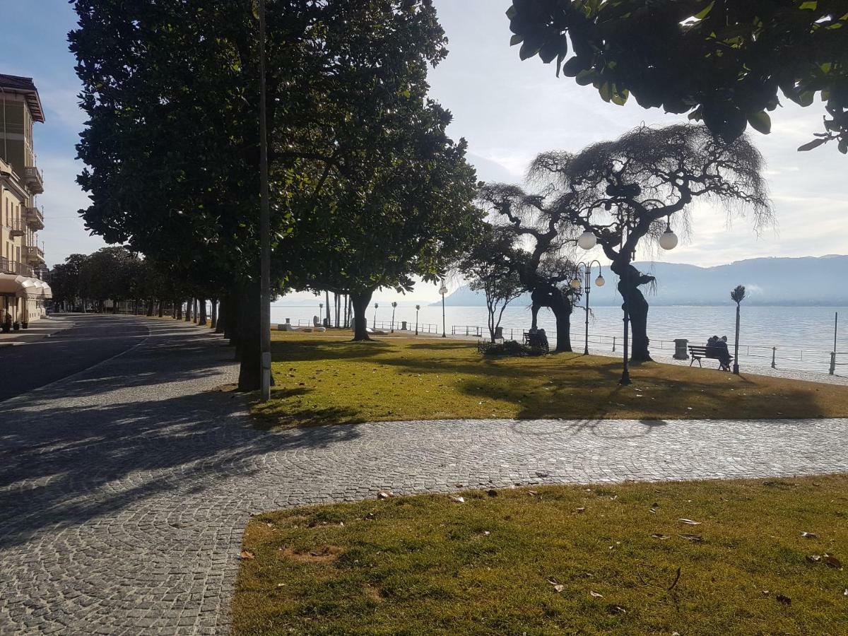 Monolocale Piano Terra Direttamente Sul Lago Verbania Ngoại thất bức ảnh